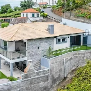 Ferienhaus Stunning 1-bed House In