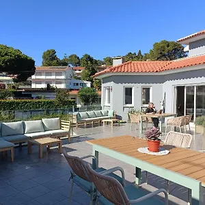 Luna House & Cowork , Cascais Portugal