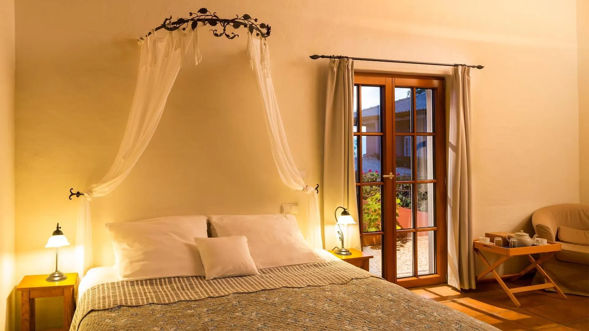 Hotel Atrio Estreito Da Calheta 4*,